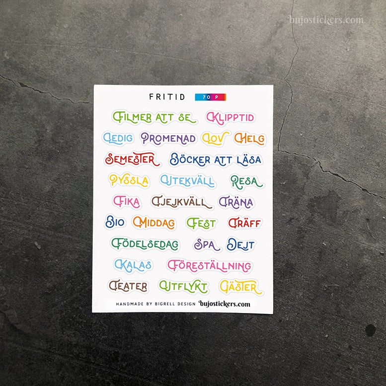 Fritid 70 • Rubrikstickers på svenska 🇸🇪 • 14 färgval • Headings in Swedish