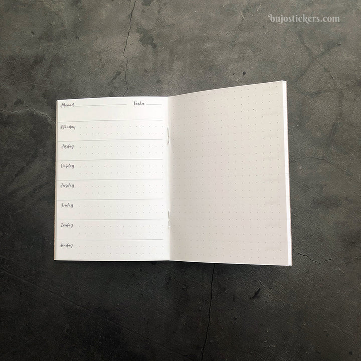 Traveler's Notebook – Passport size – Svensk Vecka + Anteckningar 🇸🇪