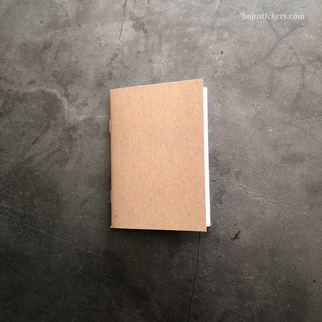 Traveler's Notebook Passport dotted numbered