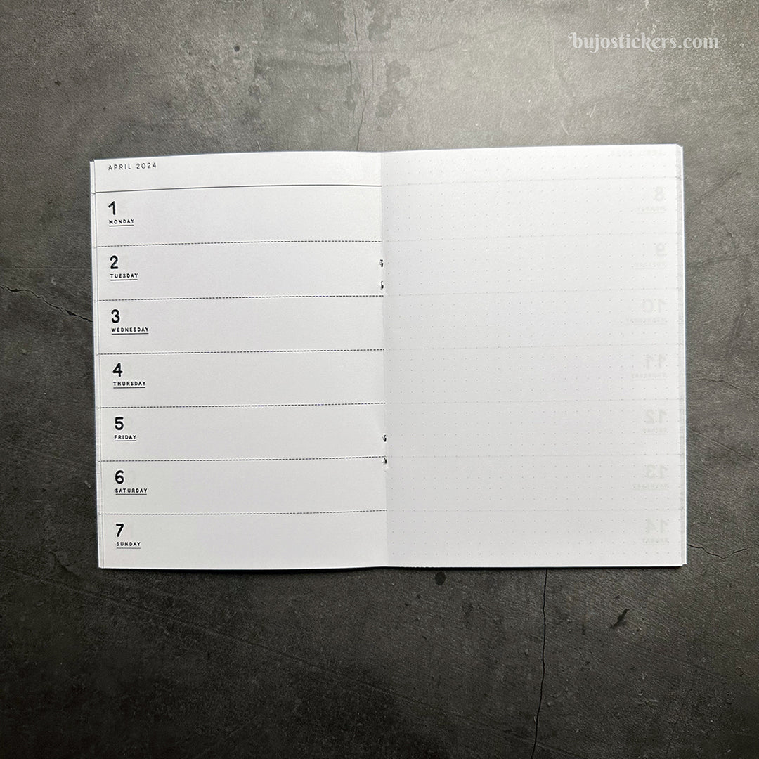 Traveler's Notebook Dated Weekly calendar 2024 • B6 size