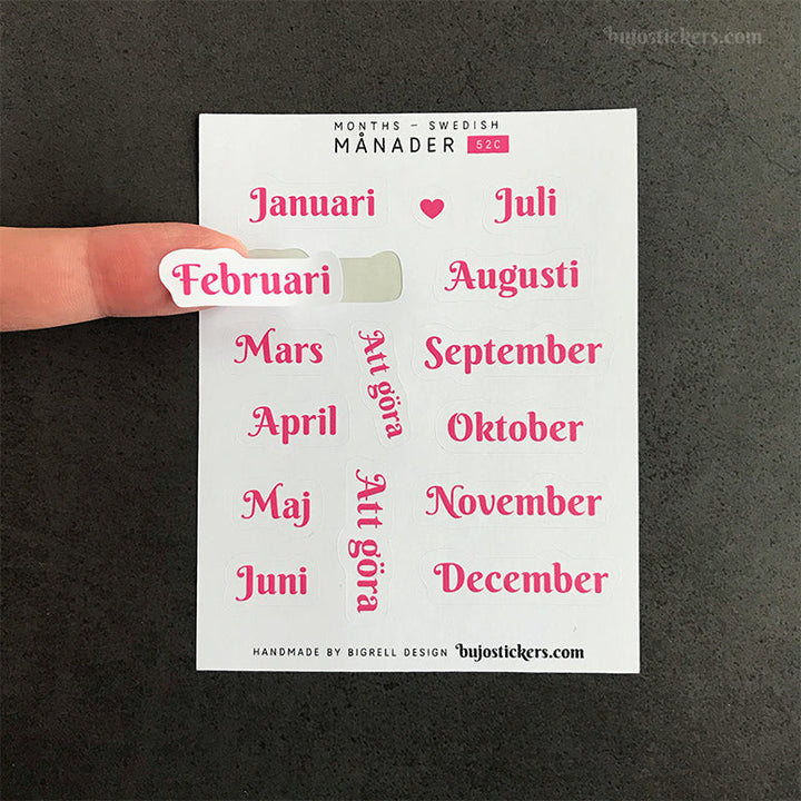 Månader 52 • 10 colour options • Months in Swedish
