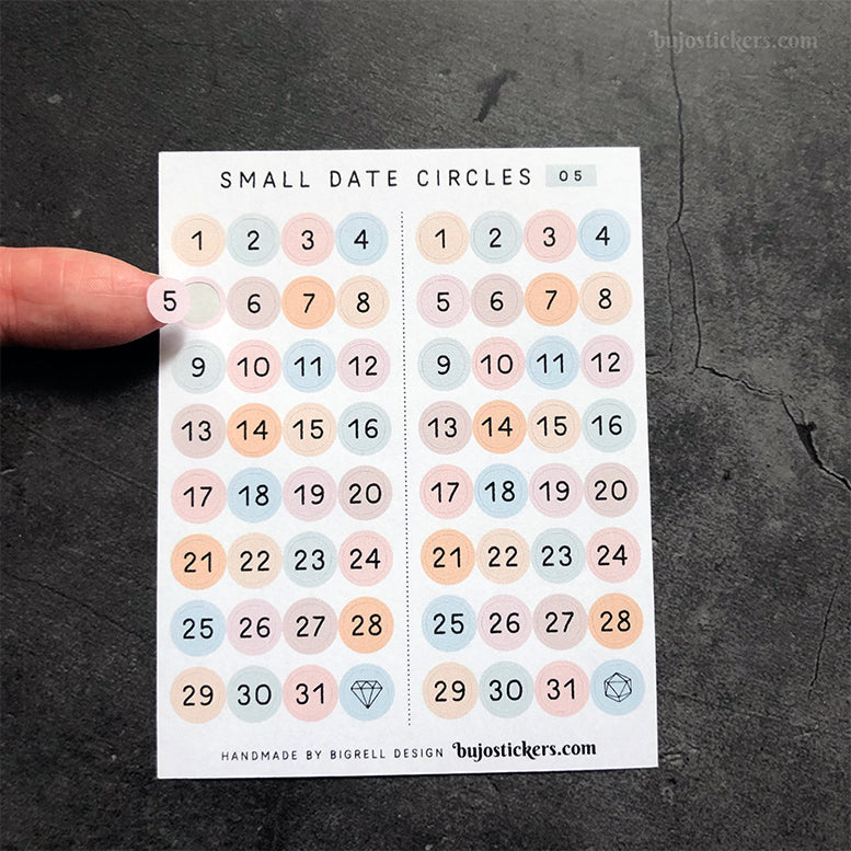 Small Date Circles 05