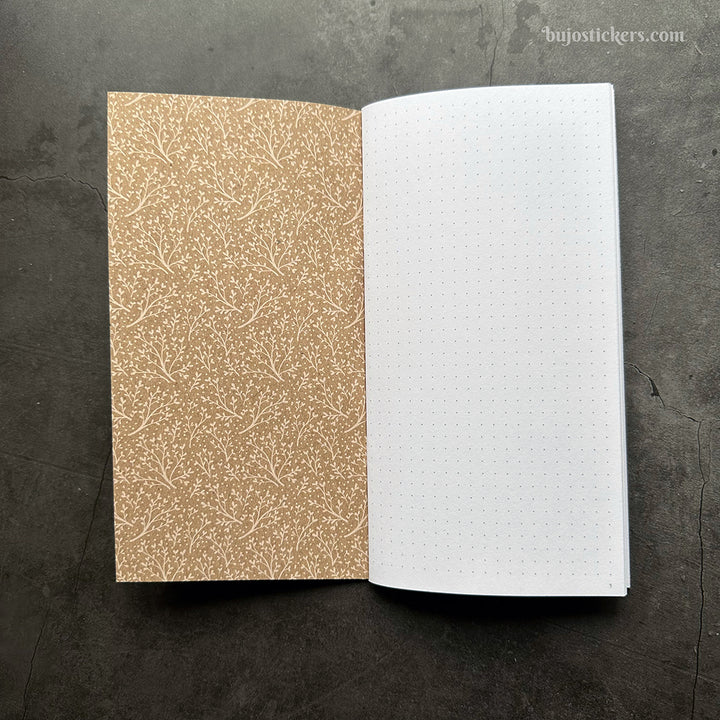 Traveler's Notebook – Regular size – Dotted Numbered